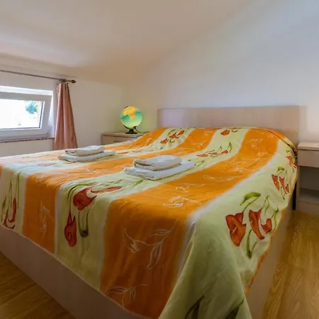 One-bedroom Near Sea 1 Апартаменты Цриквеница