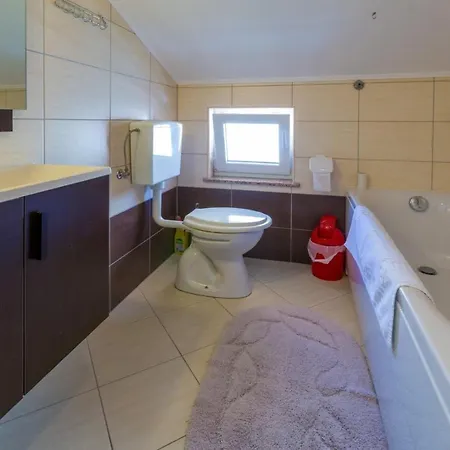 Апартаменты One-bedroom Near Sea 1